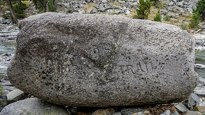 muir trail rock